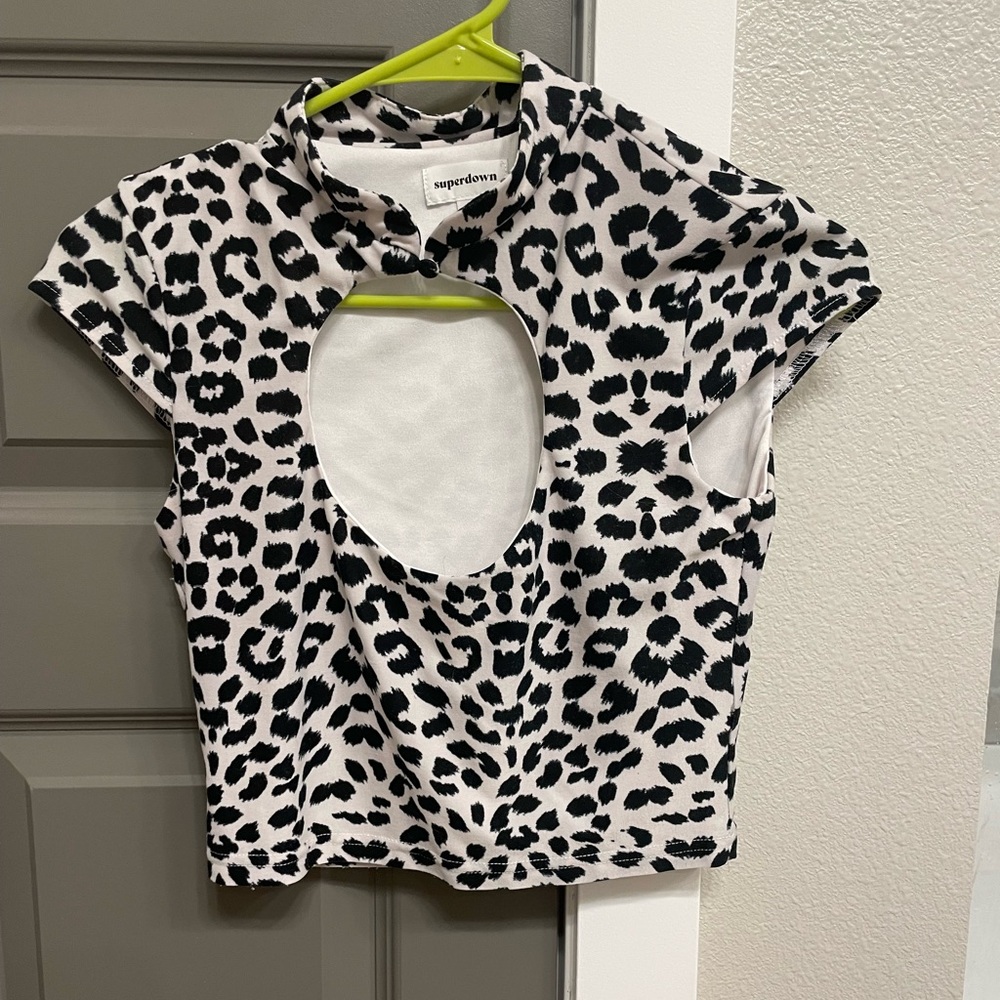 Super down crop top